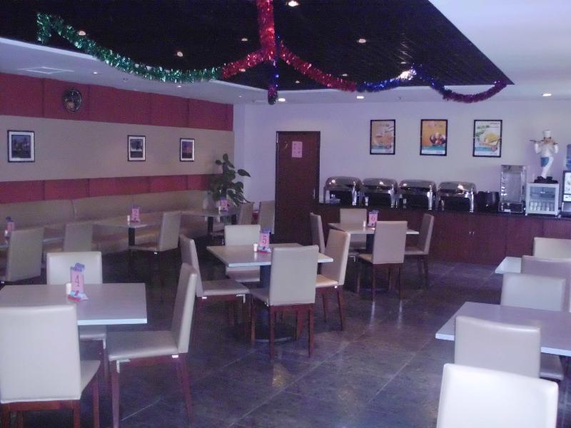 白玉兰商务酒店南昌民德路八一馆地铁站店 外观 照片